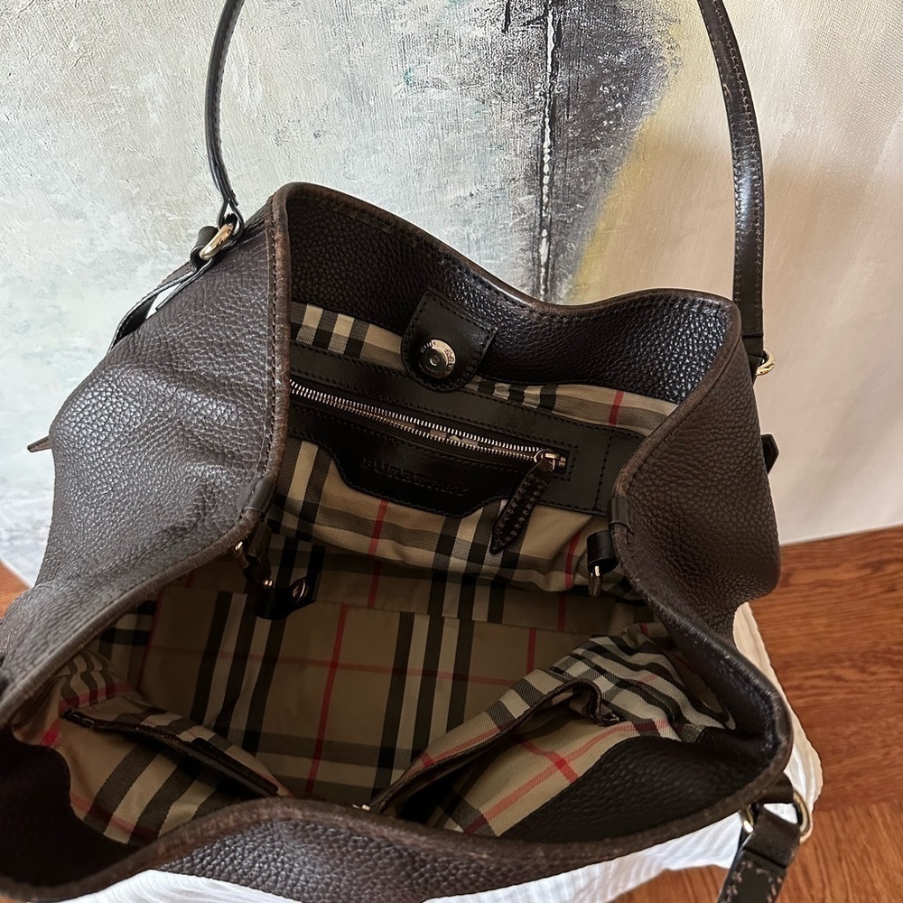 BURBERRY Brown Grained Leather Canterbury w/ House Check Bag - Picture 6 of 17